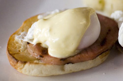 Eggs Benedict